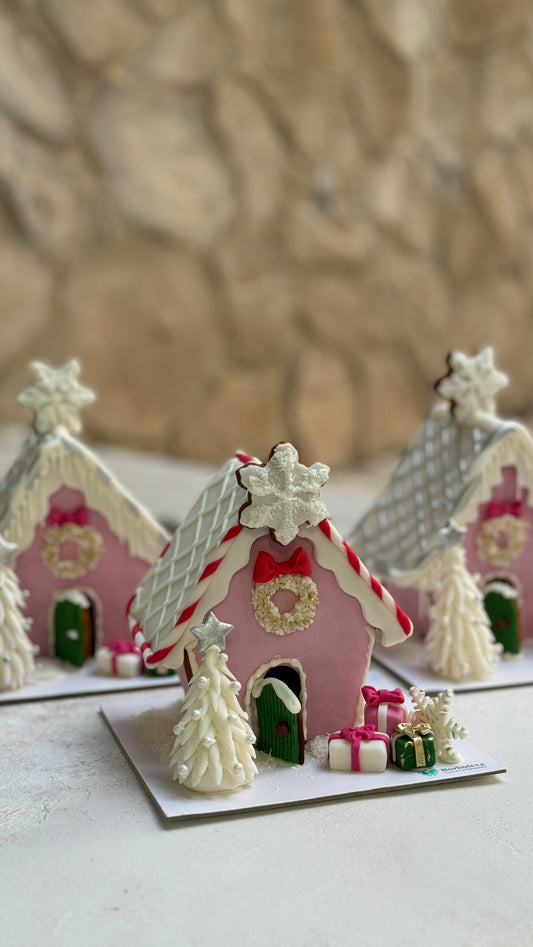 Mini Gingerbread Ev
